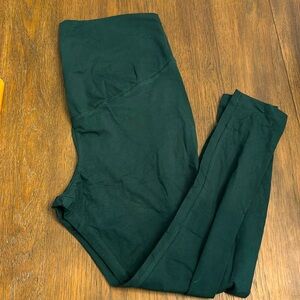 NWOT Old Navy XL Maternity Full-Panel Leggings. Emerald Isle Green
